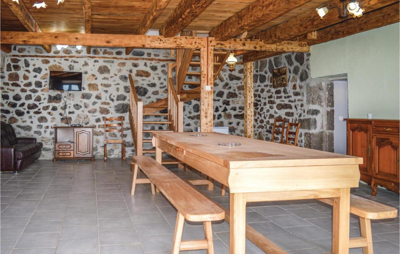 3 Bedroom Beautiful Home In Cheylade Esterno foto