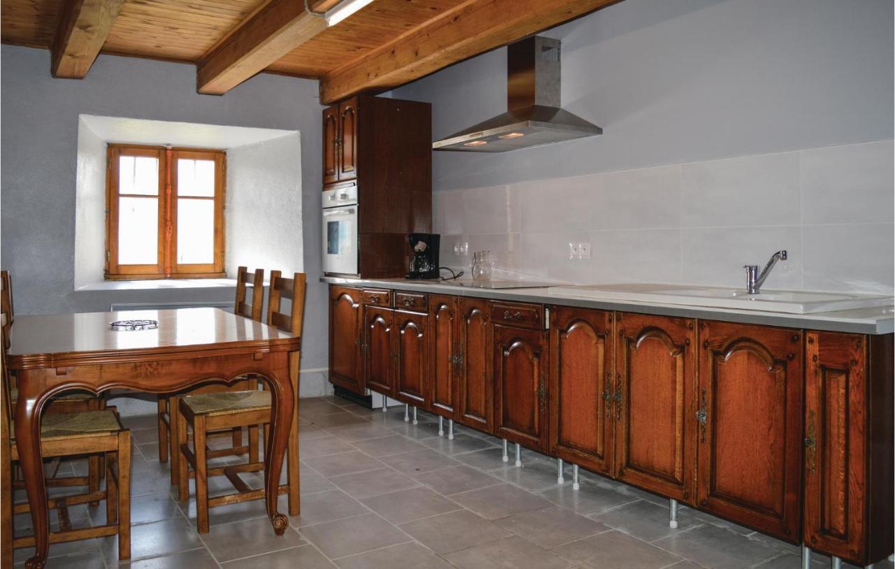 3 Bedroom Beautiful Home In Cheylade Esterno foto