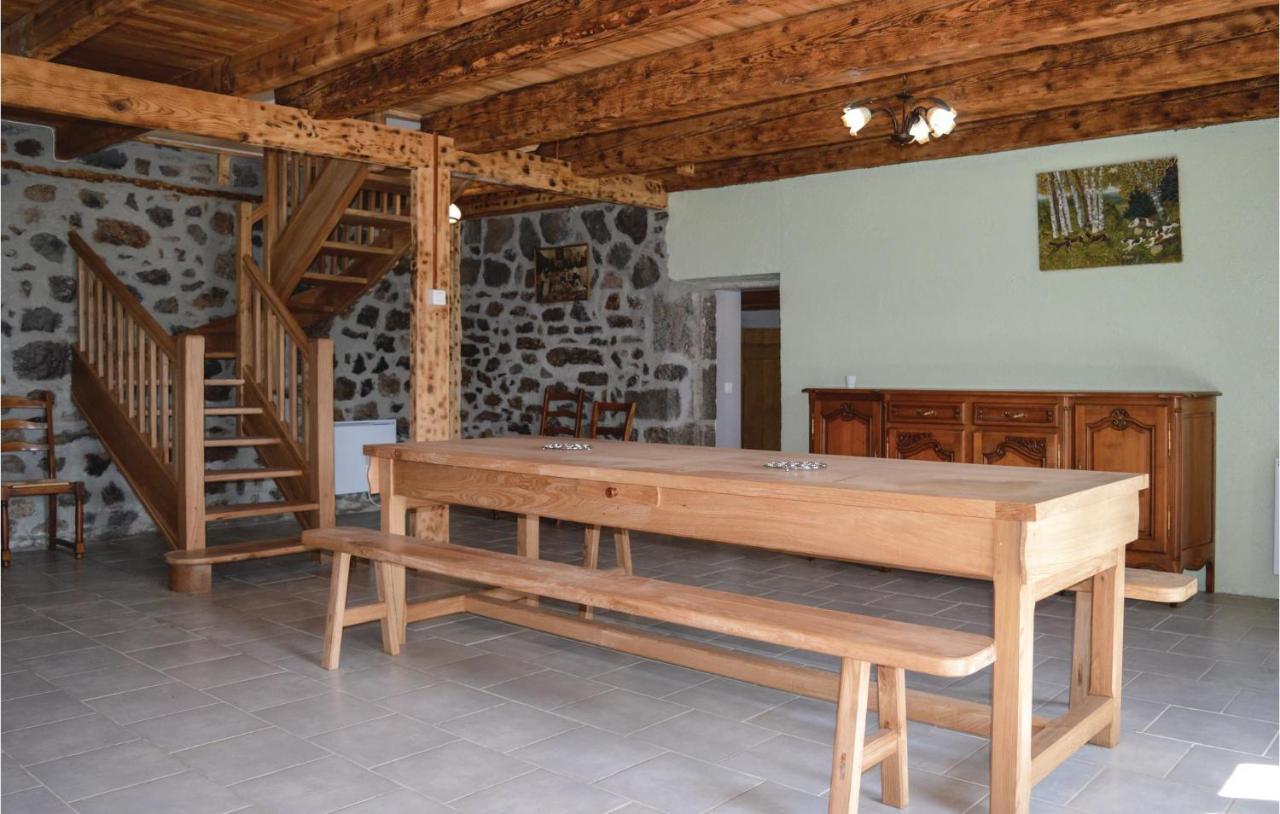 3 Bedroom Beautiful Home In Cheylade Esterno foto